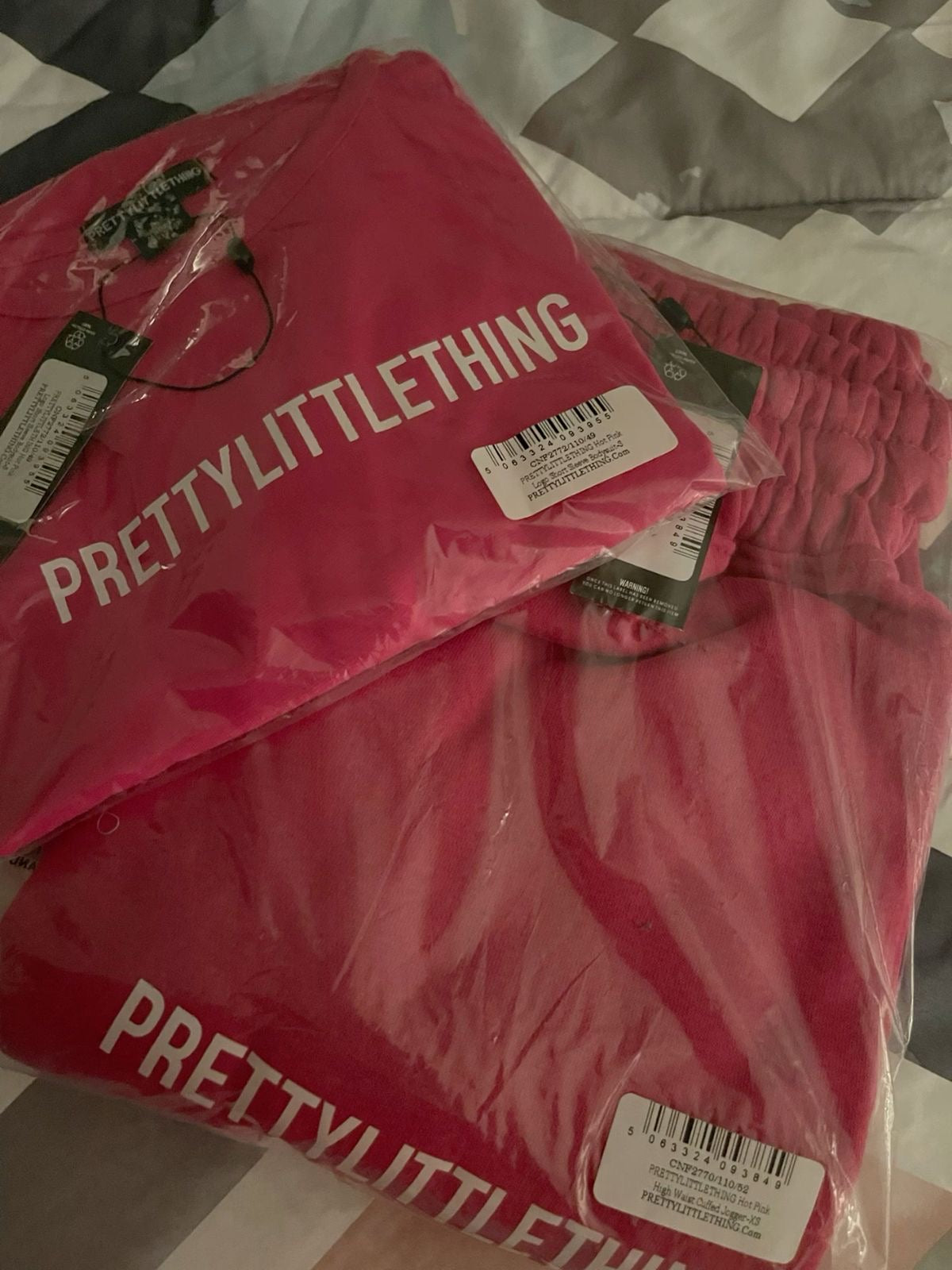 Pretty little thing